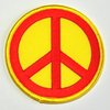 Aufnäher Motiv "Peace" Größe 7,5 cm - gelb-rot