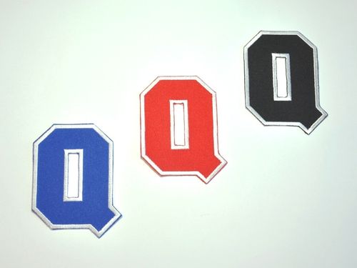 Aufnäher Buchstabe "Q", College Style, Höhe 8 cm mit Bügelbeschichtung  -  verschiedene Farben