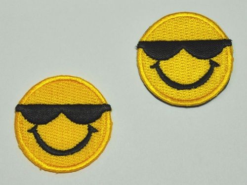 Aufnäher Smiley 'cool' gelb als Magnet oder Aufbügler, Größe 4 cm