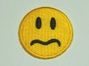 Aufnäher Smiley 'unhappy' gelb Größe 4 cm - mit Bügelbeschichtung