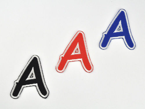 Aufnäher Buchstabe "A", Comic Sans, Höhe 8 cm mit Bügelbeschichtung  -  verschiedene Farben