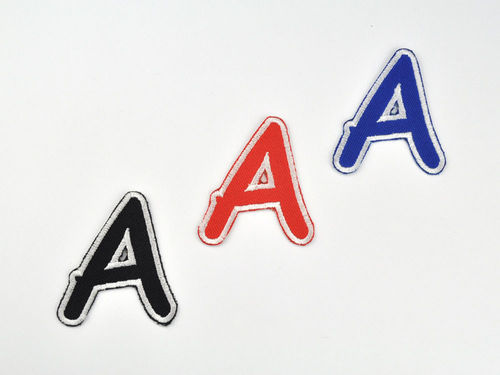Aufnäher Buchstabe "A", Comic Sans, Höhe 5 cm mit Bügelbeschichtung  -  verschiedene Farben