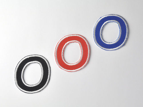Aufnäher Zahl "0", Comic Sans, Höhe 5 cm mit Bügelbeschichtung  -  verschiedene Farben